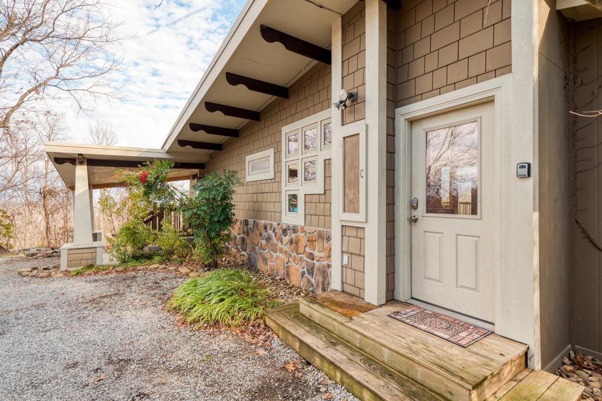 Chestnut By Avantstay Mountain Cabin W Treetop Views Hot Tub Game Room Gatlinburg Ngoại thất bức ảnh