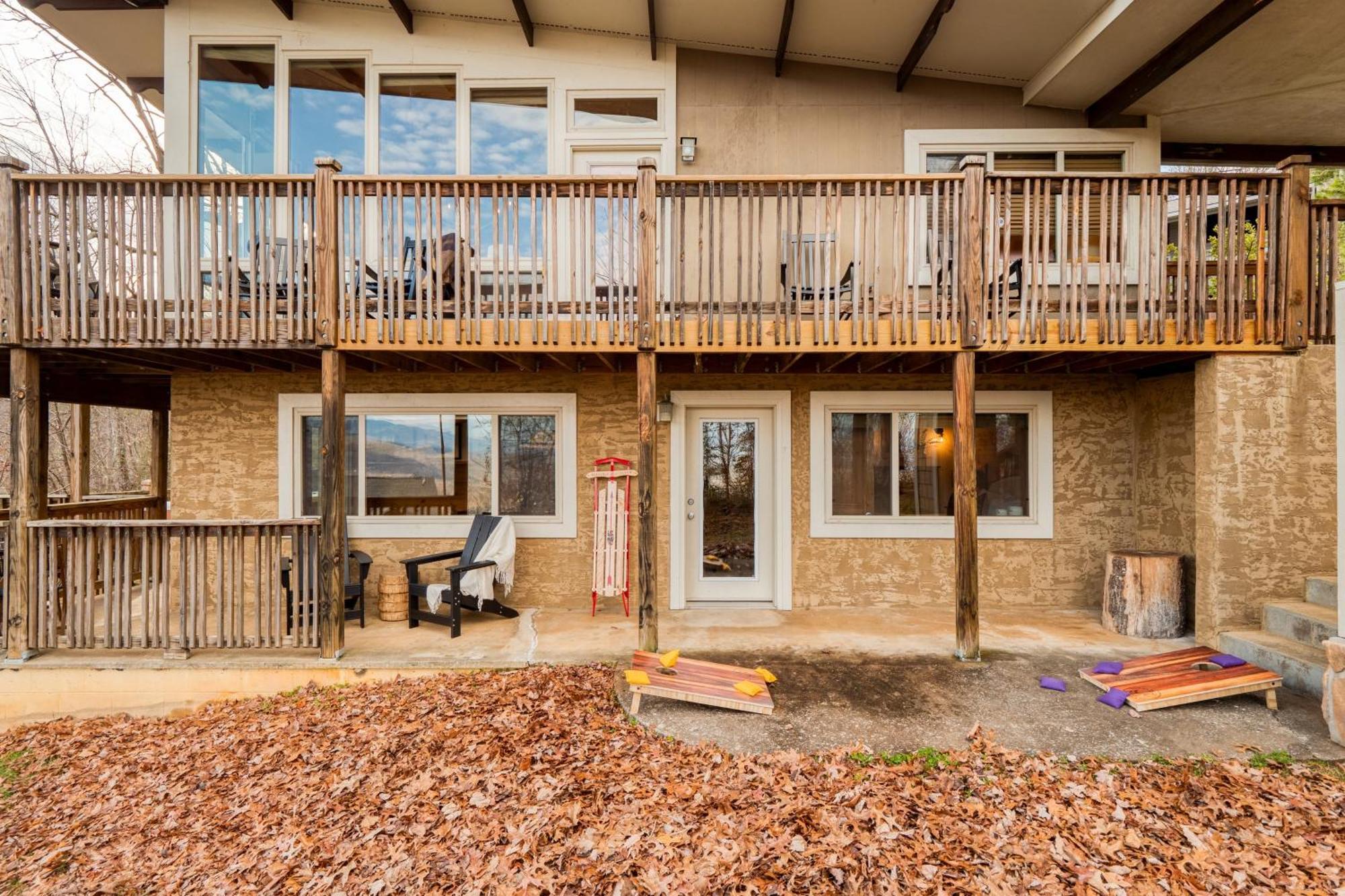 Chestnut By Avantstay Mountain Cabin W Treetop Views Hot Tub Game Room Gatlinburg Ngoại thất bức ảnh