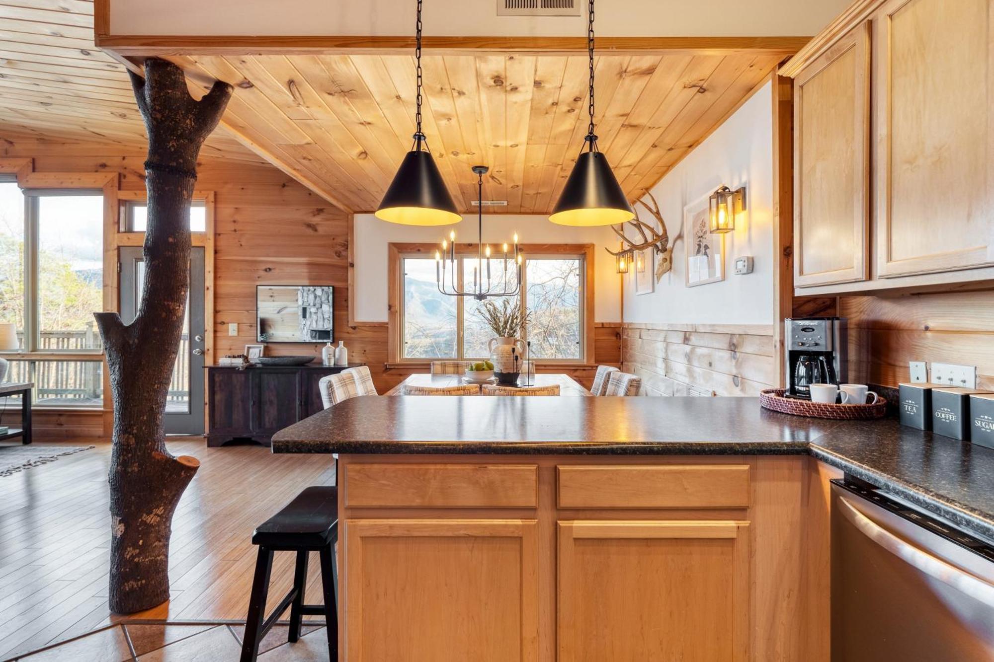 Chestnut By Avantstay Mountain Cabin W Treetop Views Hot Tub Game Room Gatlinburg Ngoại thất bức ảnh