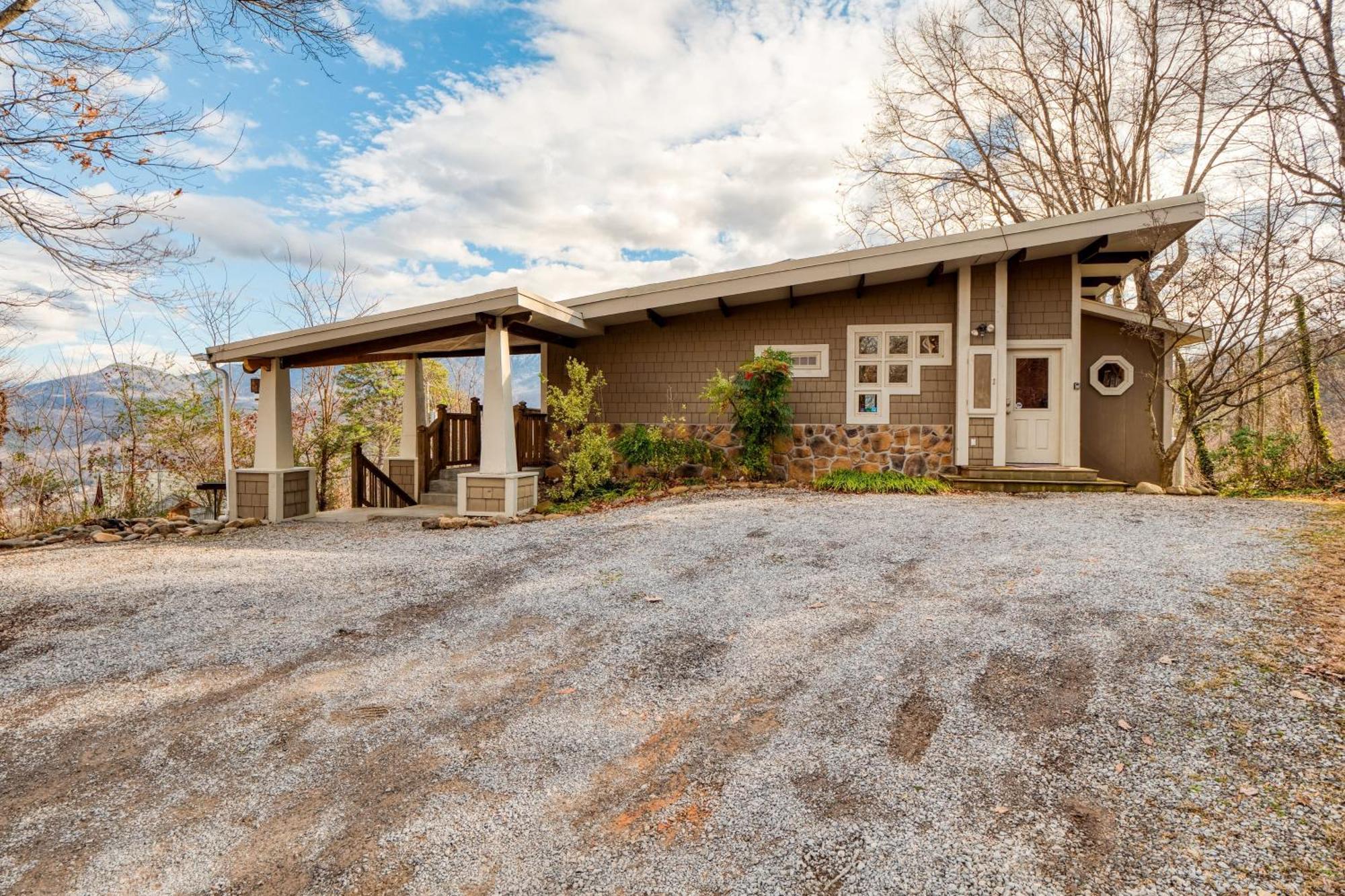 Chestnut By Avantstay Mountain Cabin W Treetop Views Hot Tub Game Room Gatlinburg Ngoại thất bức ảnh