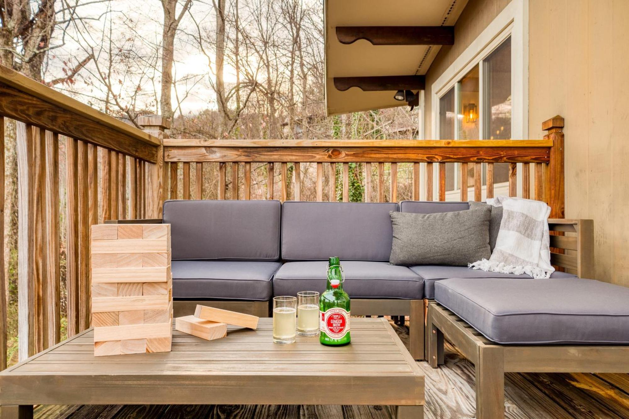 Chestnut By Avantstay Mountain Cabin W Treetop Views Hot Tub Game Room Gatlinburg Ngoại thất bức ảnh